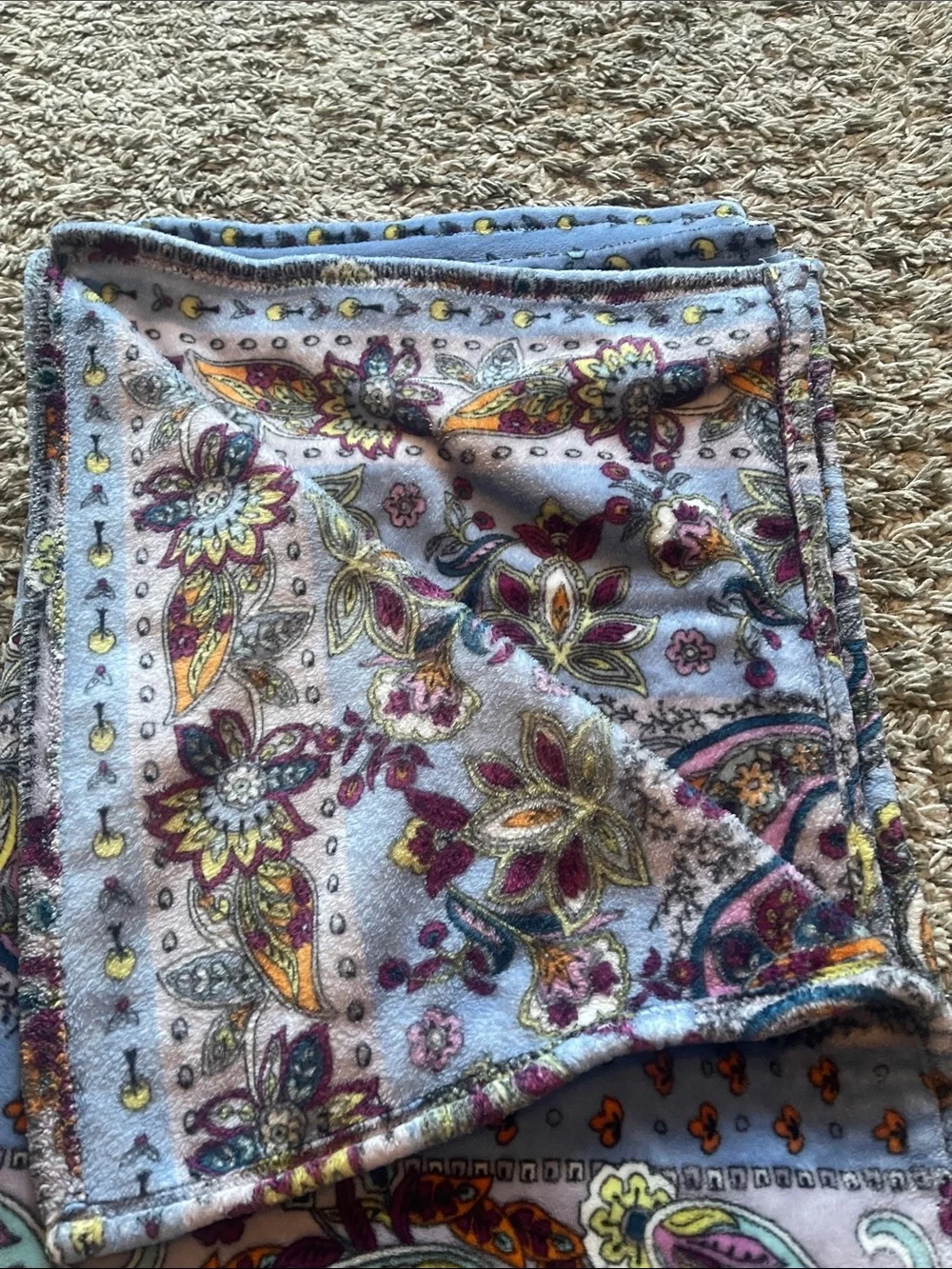 VERA BRADLEY THROW BLANKET